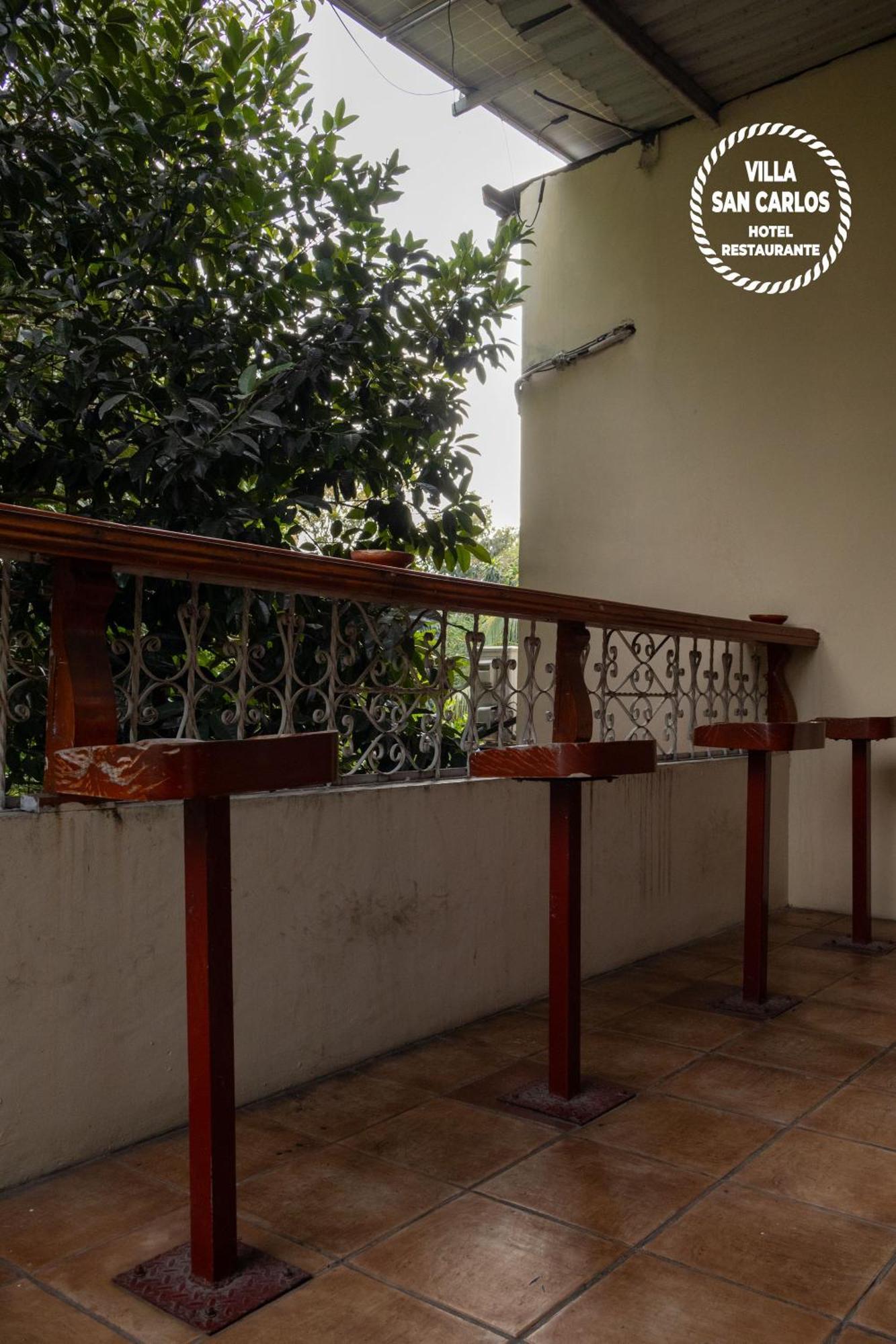 Villa San Carlos Retalhuleu Exterior photo